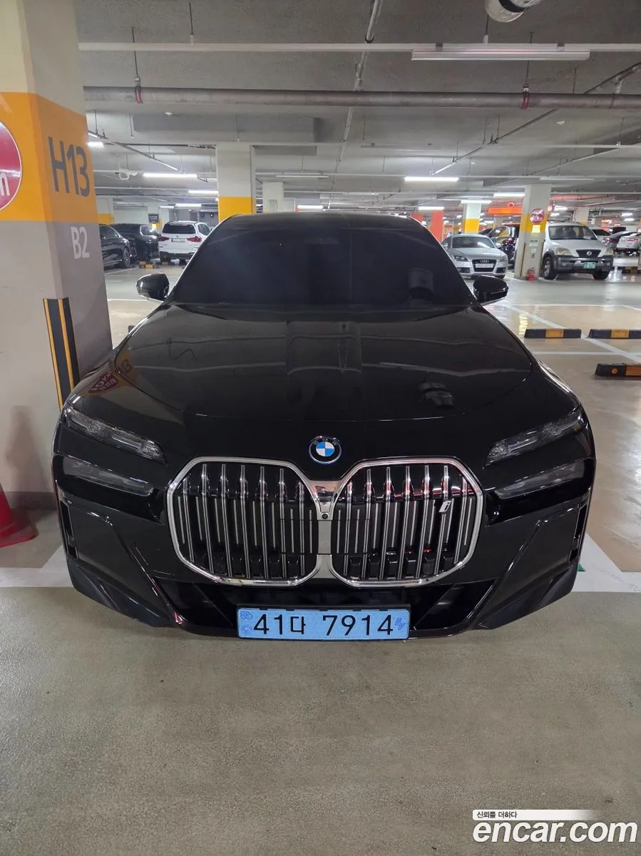 BMW i7 2024 — 7