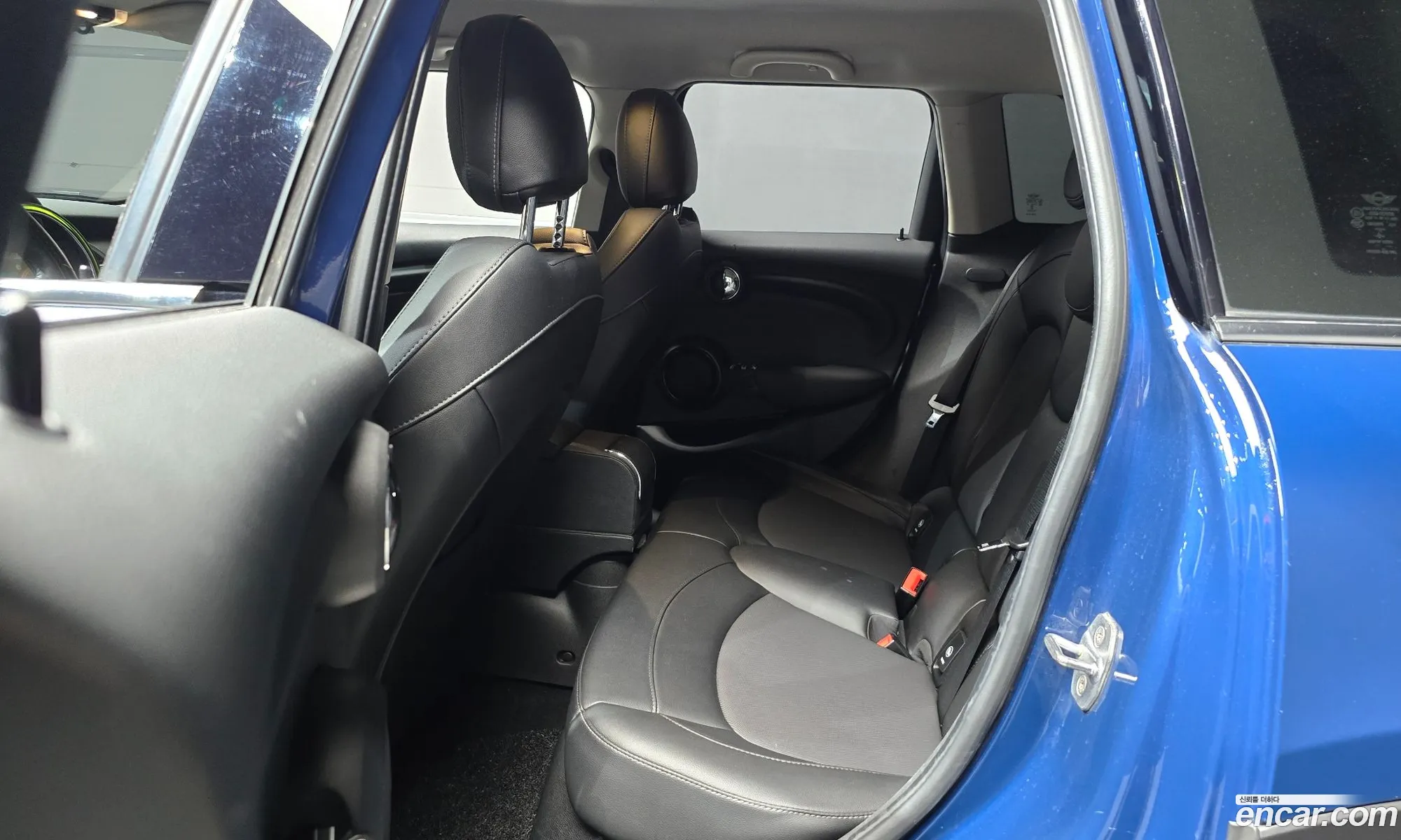 Mini Cooper 2018 WMWXU110XJ2H33606 — 18