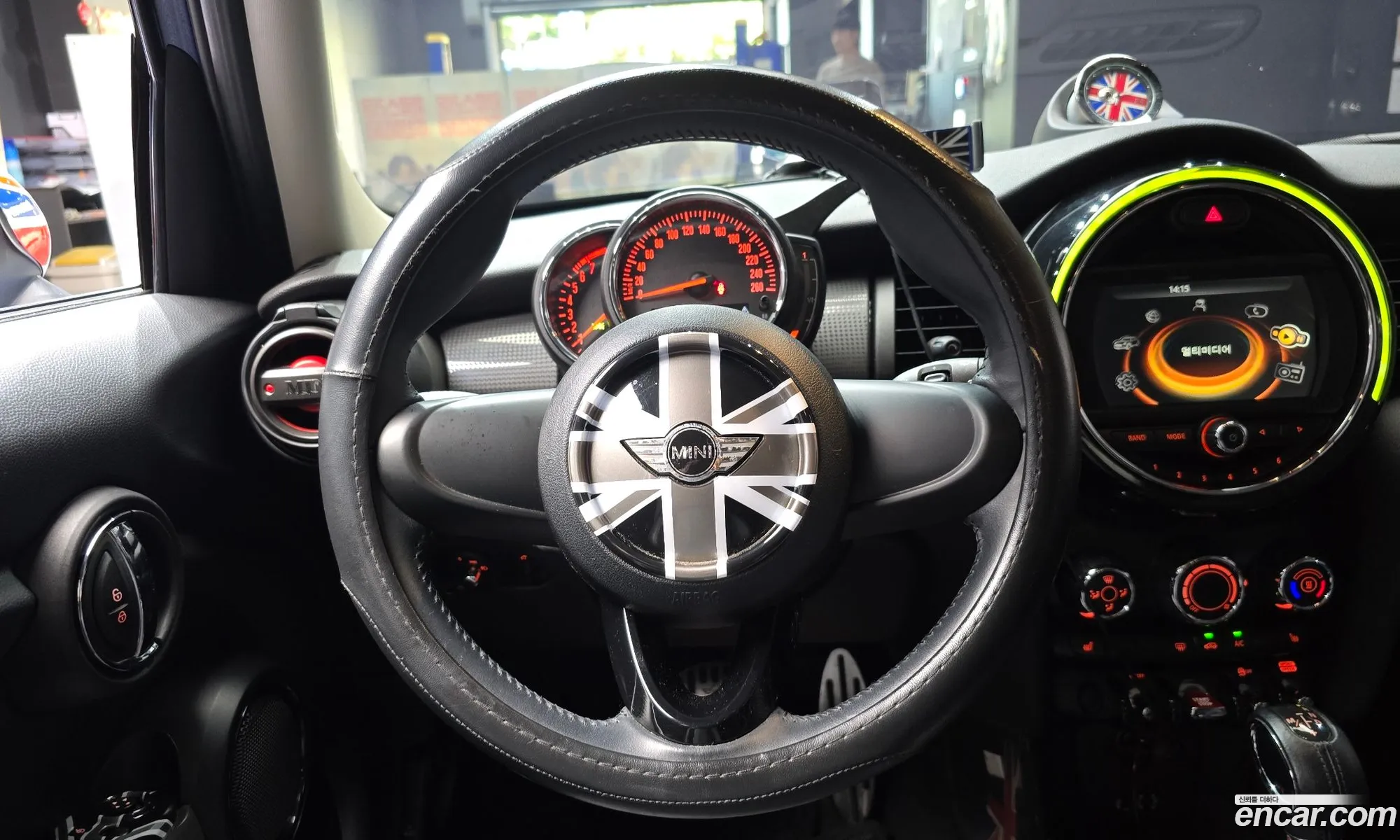 Mini Cooper 2018 WMWXU110XJ2H33606 — 29