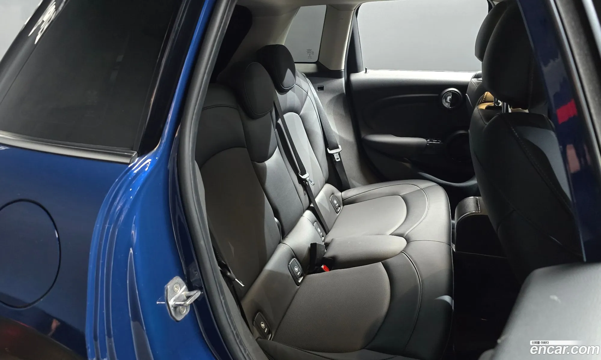 Mini Cooper 2018 WMWXU110XJ2H33606 — 3