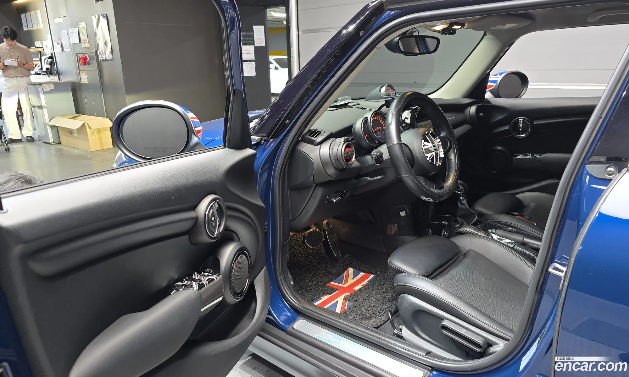 Mini Cooper 2018 WMWXU110XJ2H33606 — 20