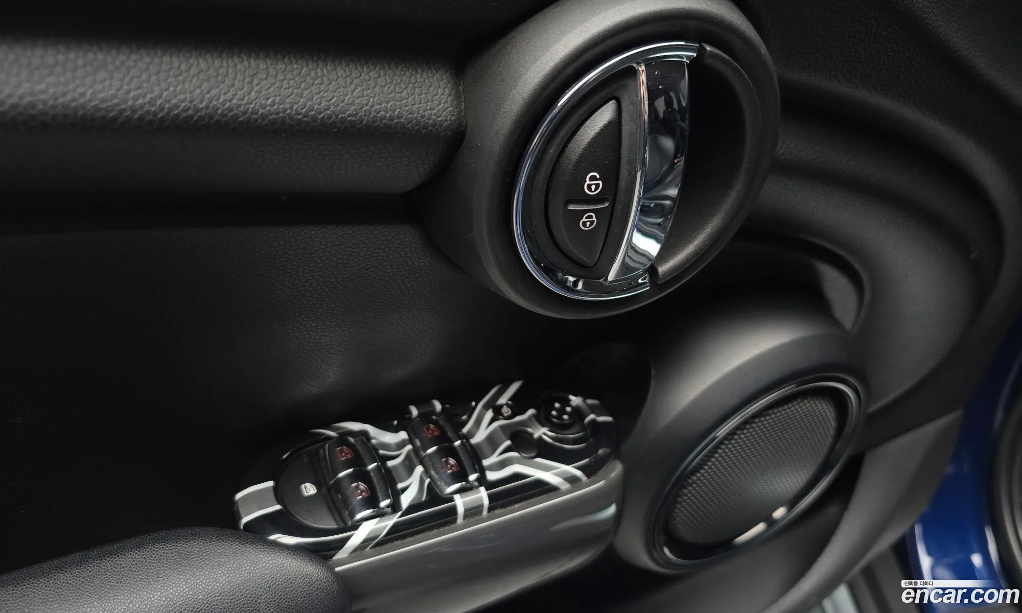 Mini Cooper 2018 WMWXU110XJ2H33606 — 11