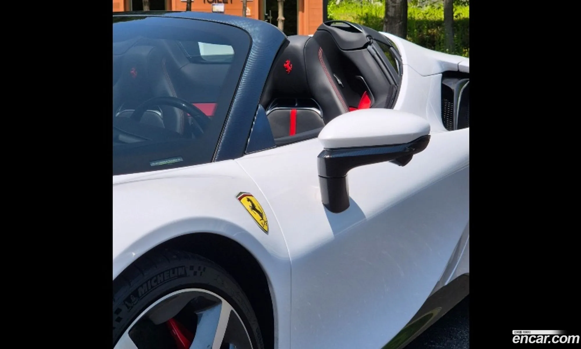 Ferrari SF90 Spider 2023 — 8