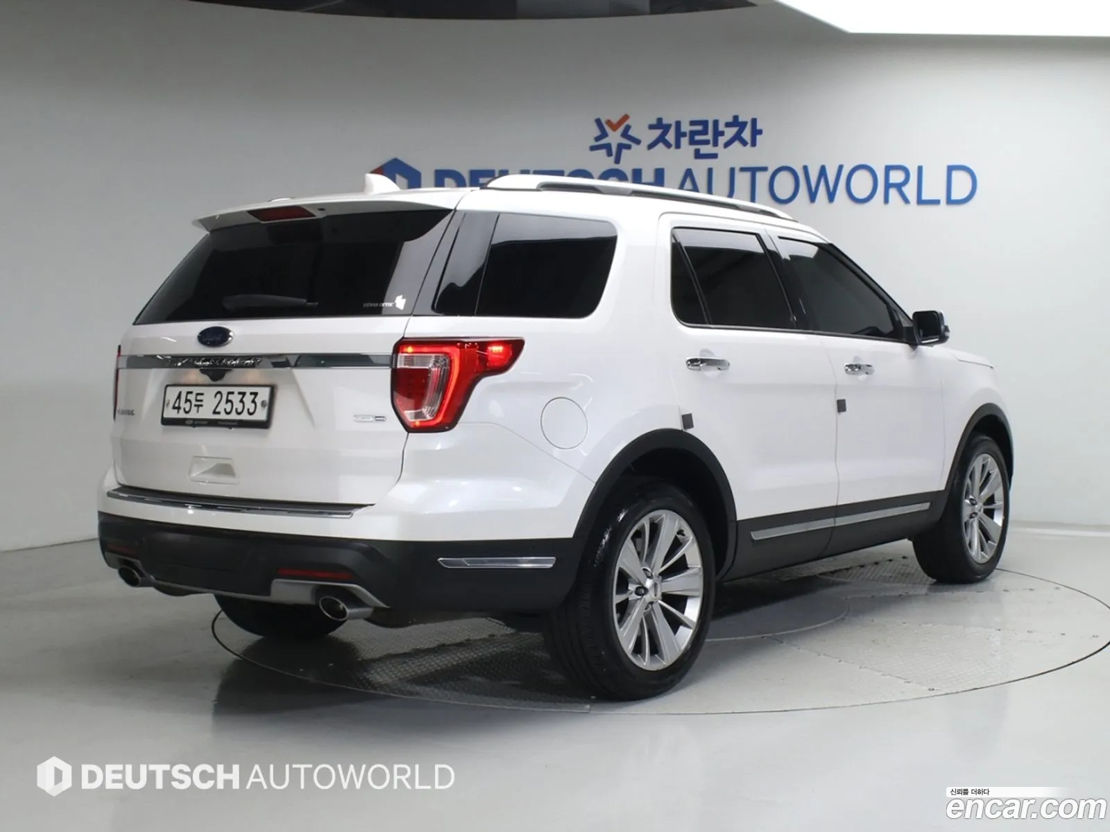Ford Explorer 2018 — 2