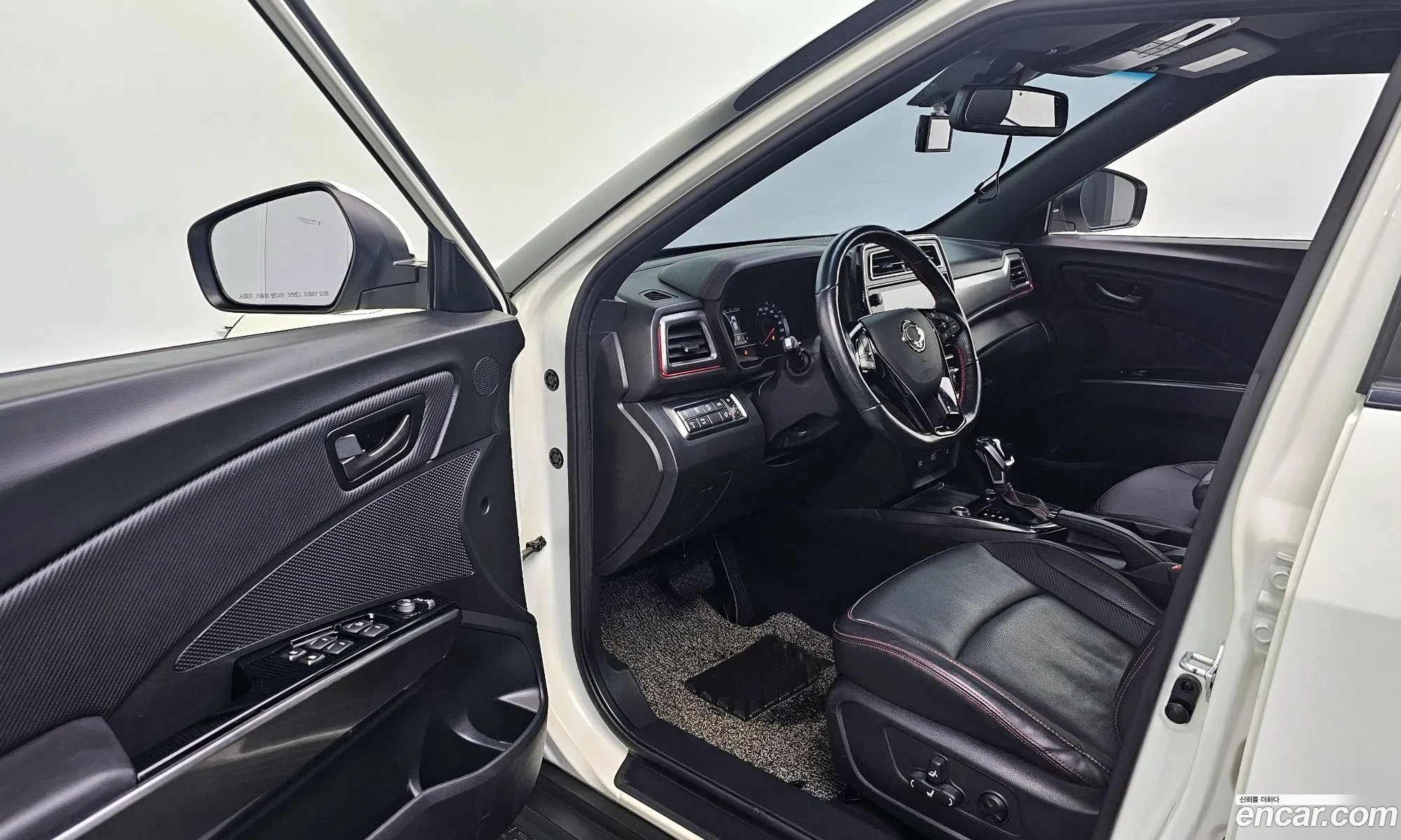 KG Mobility (SsangYong) Tivoli 2020 — 11