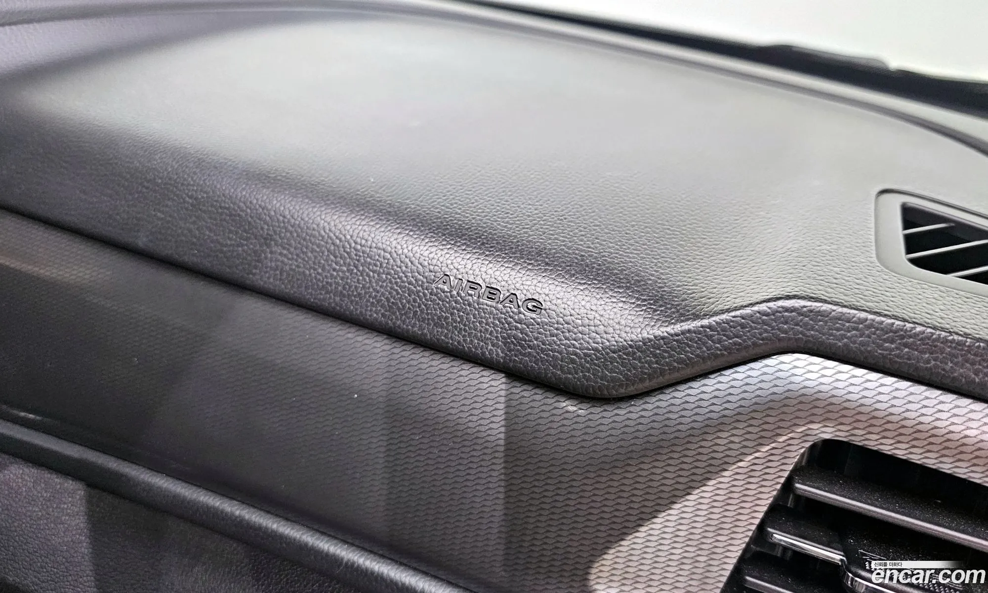 KG Mobility (SsangYong) Tivoli 2020 — 13