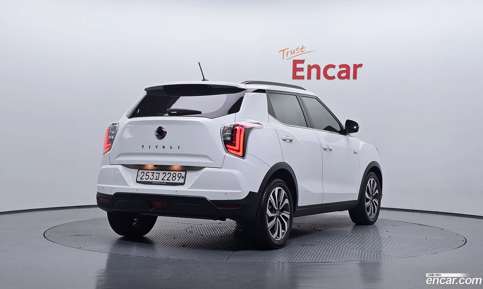 KG Mobility (SsangYong) Tivoli 2020 — 10