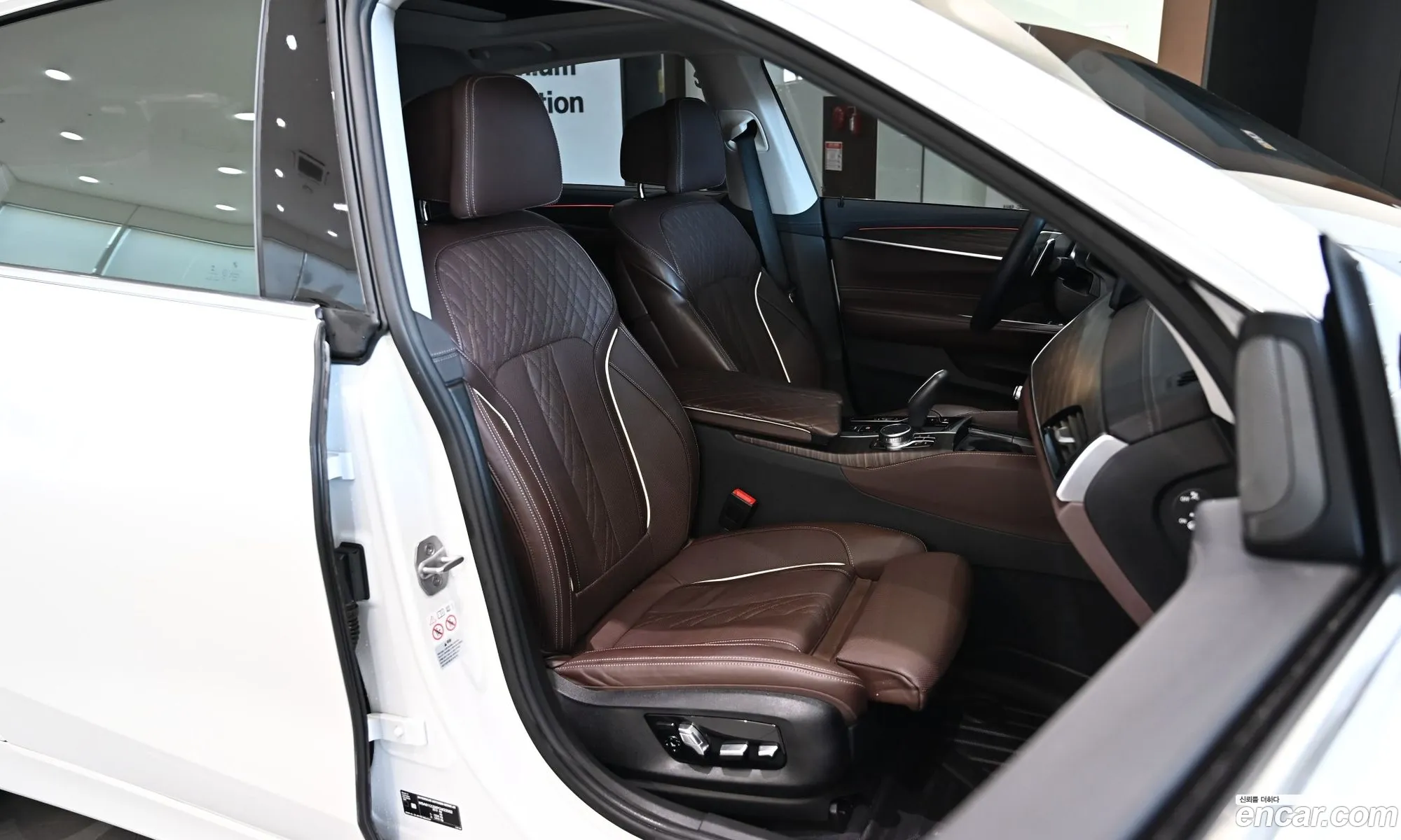 BMW 6 Series GT 2023 — 12