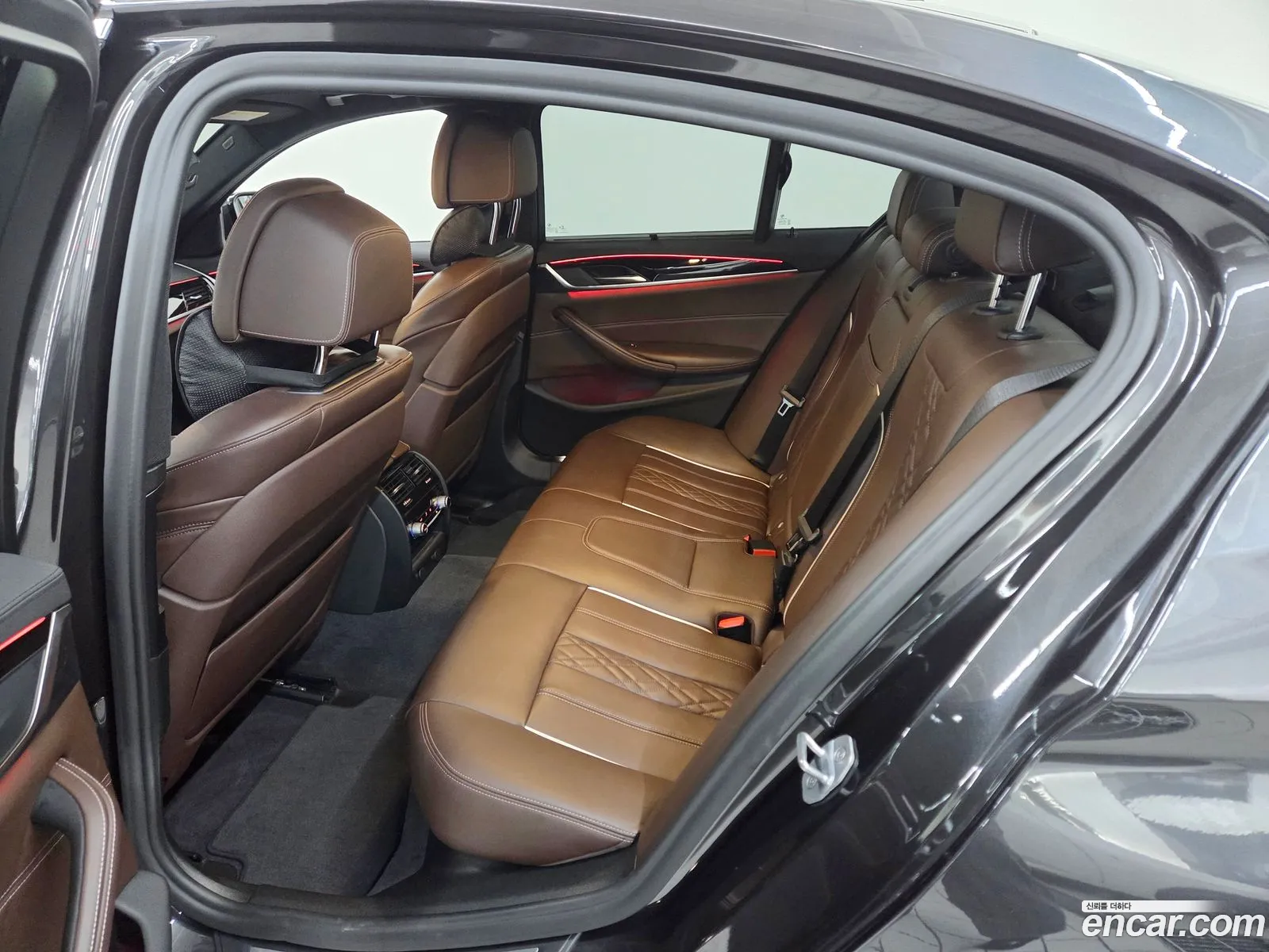 BMW 5 Series 2019 — 11