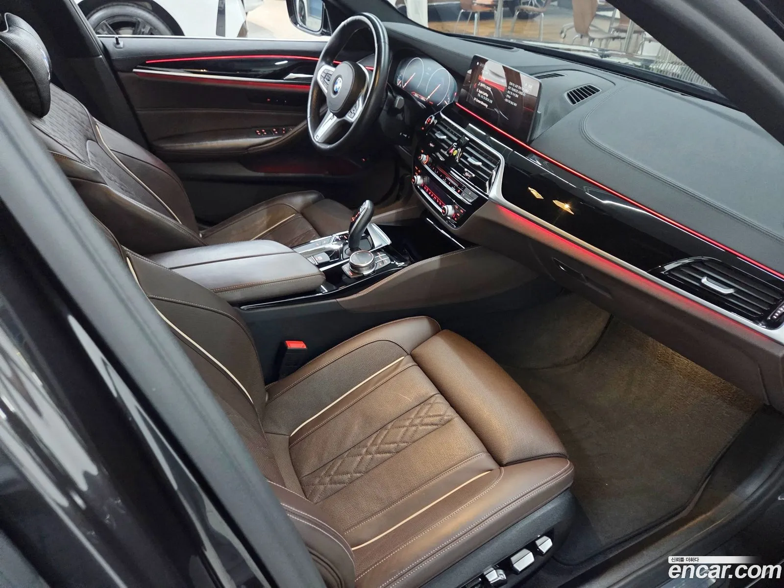 BMW 5 Series 2019 — 16