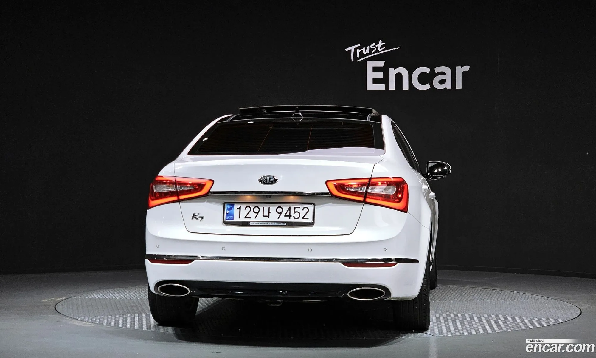 Kia K7 2015 — 10