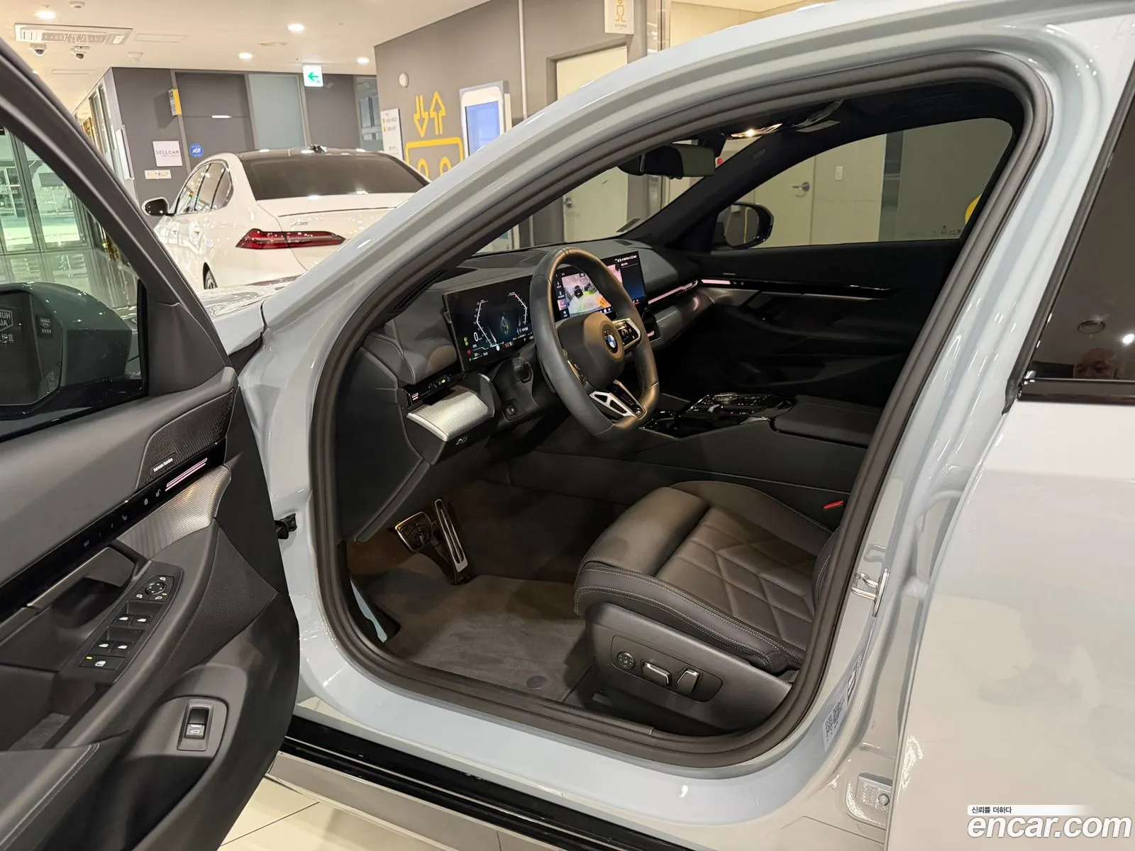 BMW 5 Series 2024 — 7