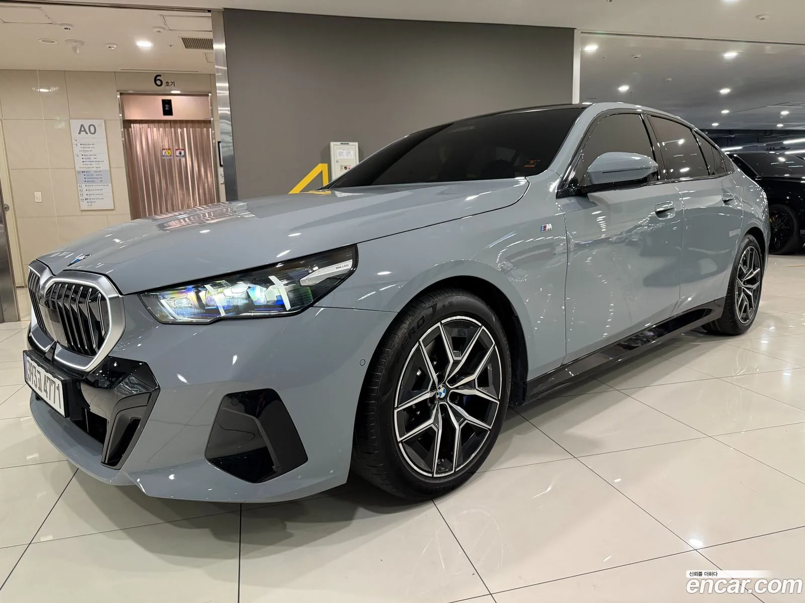 BMW 5 Series 2024 — 12