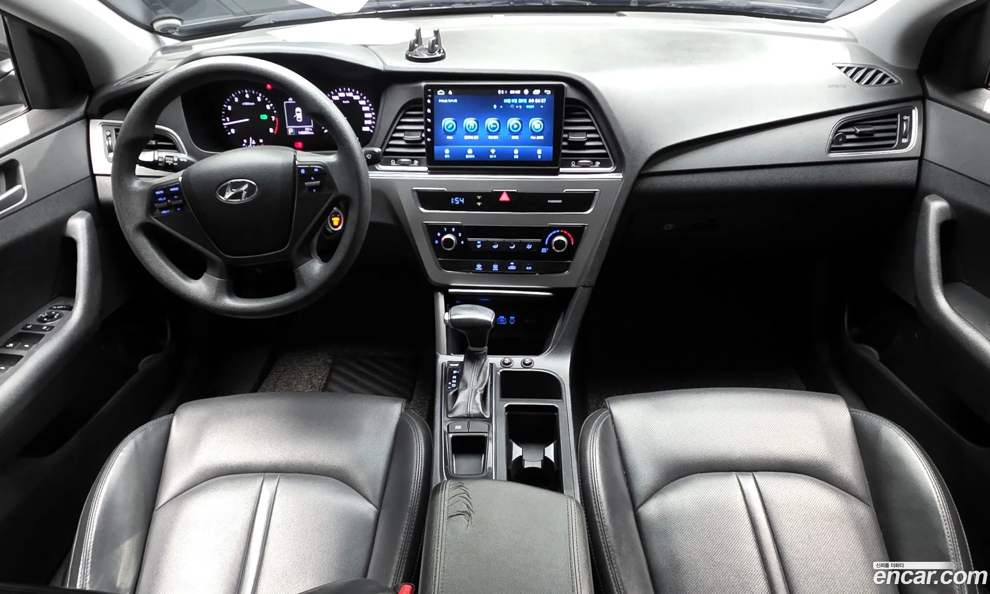 Hyundai LF Sonata 2014 — 2
