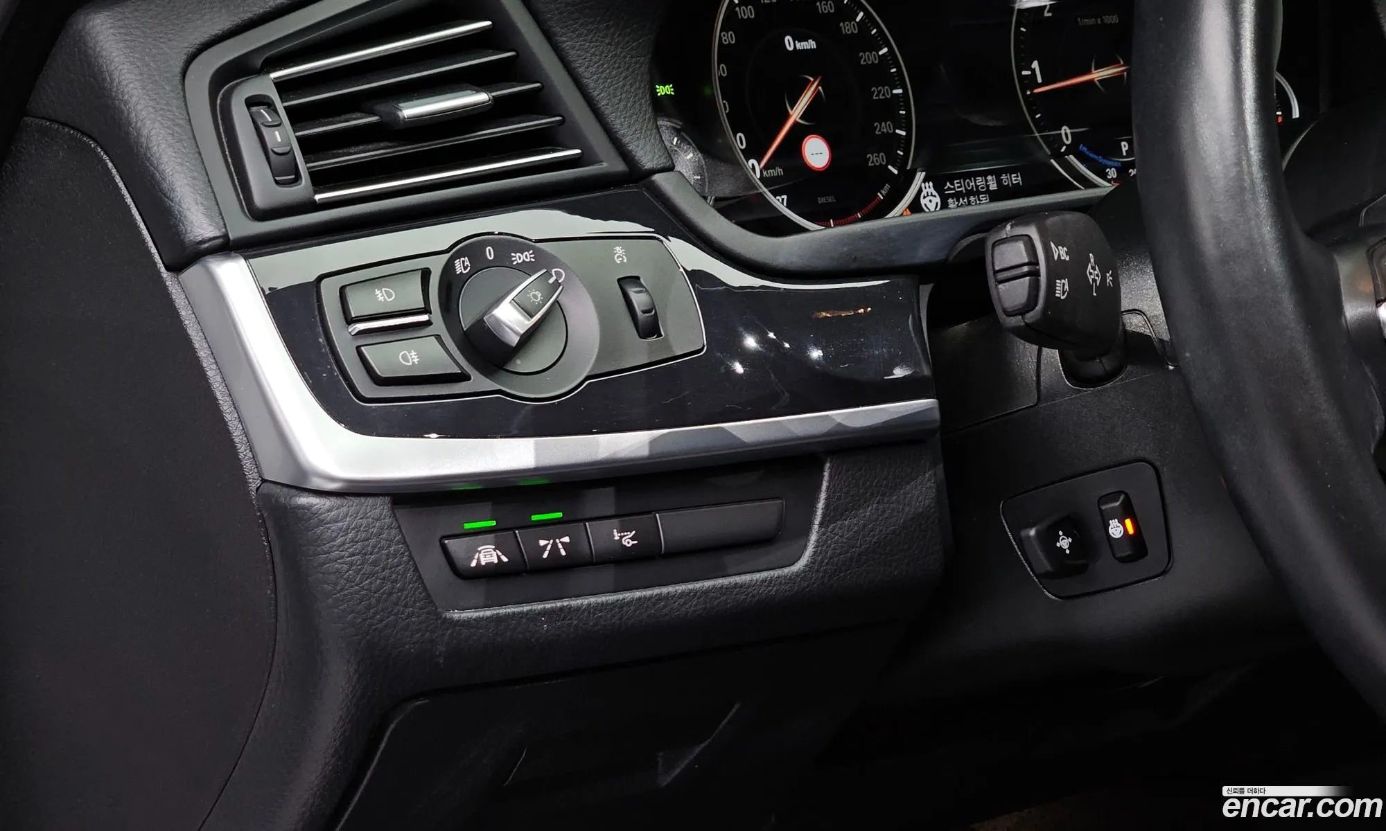 BMW 5 Series 2016 WBA5E5103GG201828 — 3