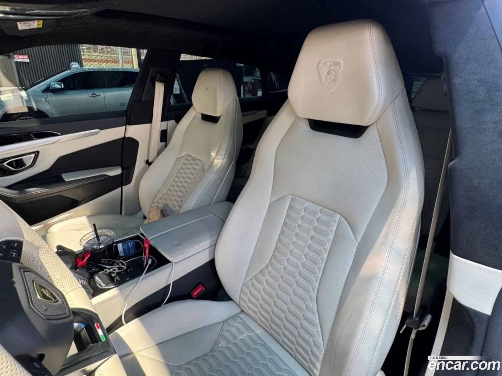 Lamborghini Urus 2020 — 10