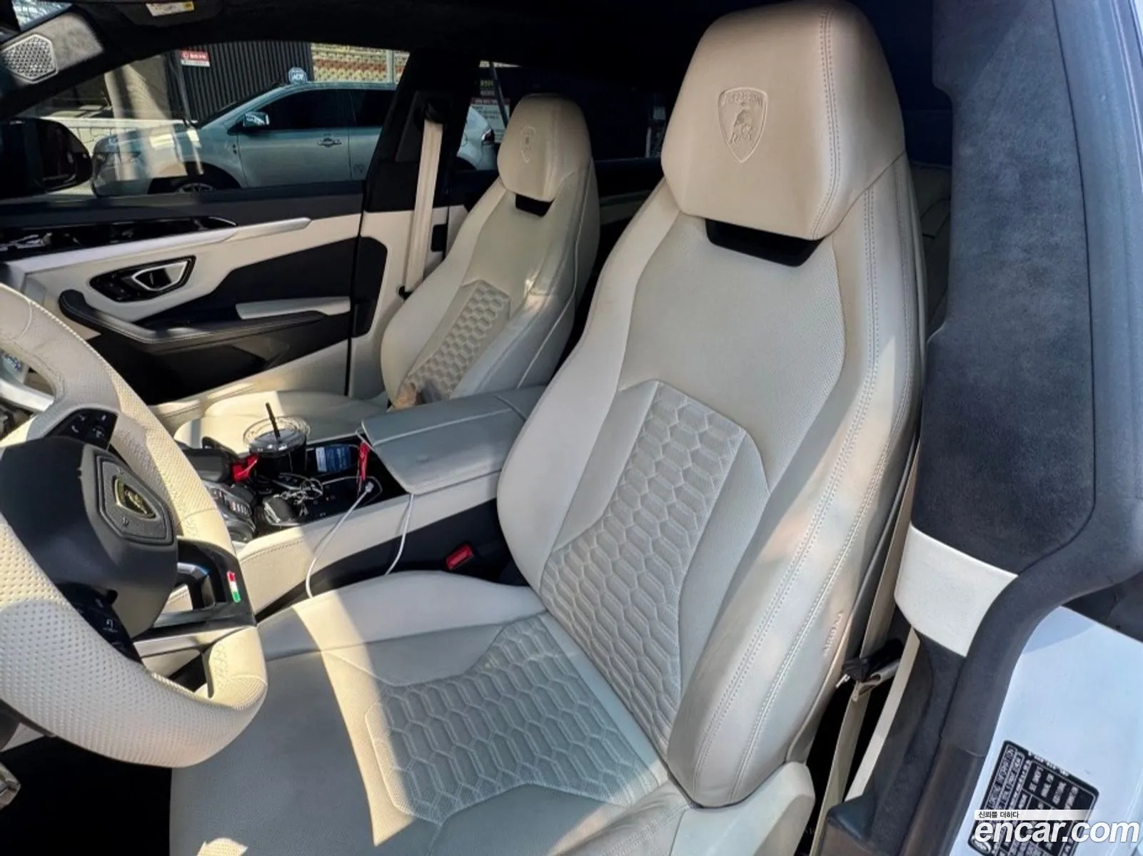 Lamborghini Urus 2020 — 2