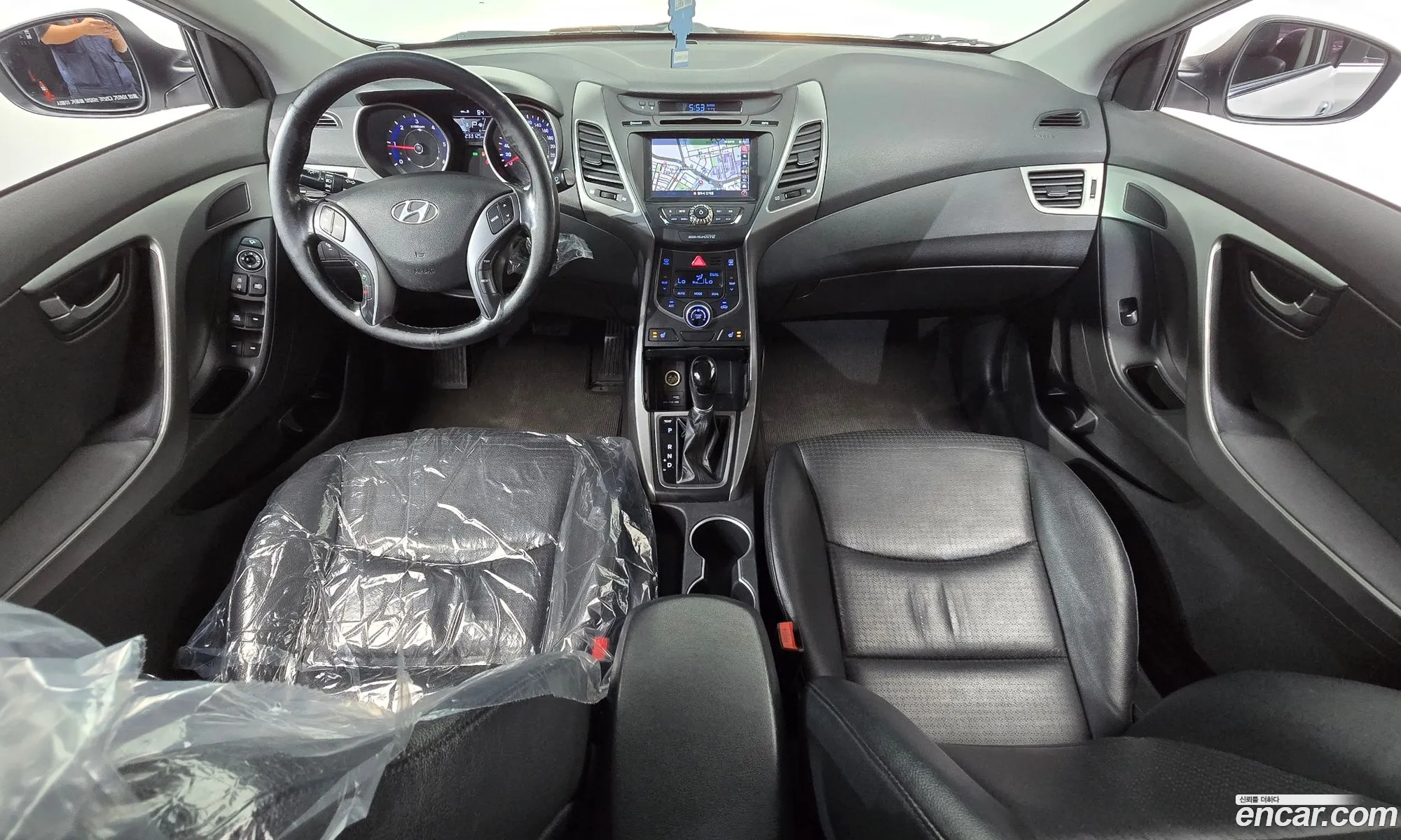 Hyundai Elantra 2015 — 13