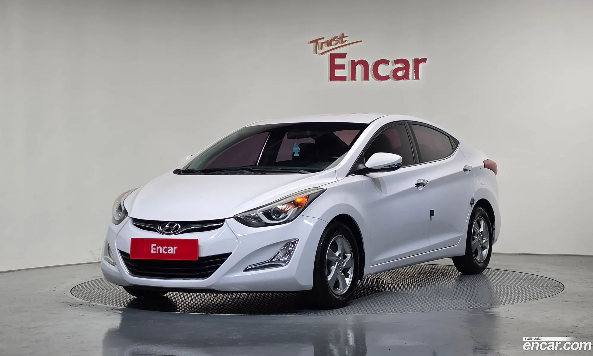 Hyundai Elantra 2015 — 12