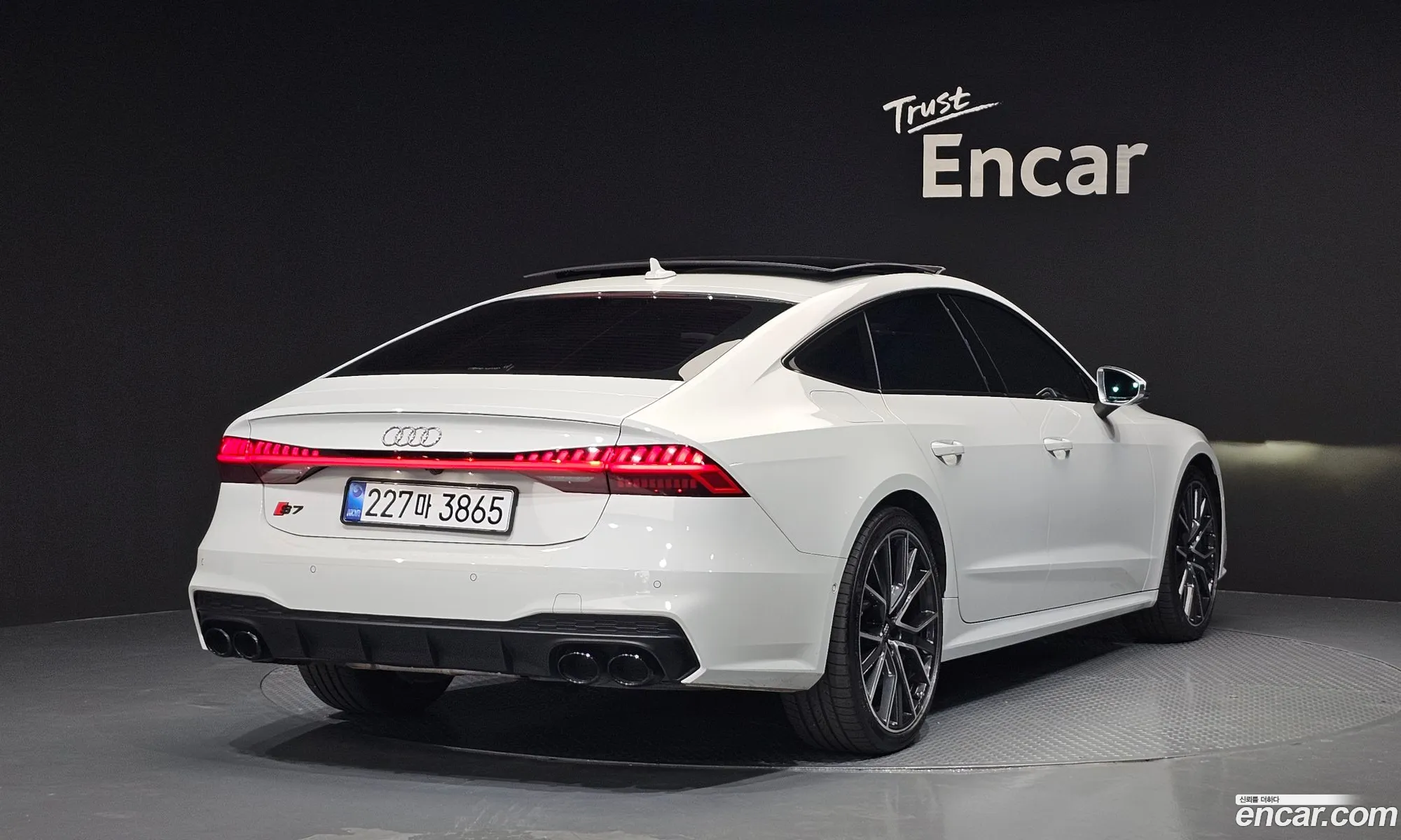 Audi A7 2022 WAUZZZF23NN021684 — 6