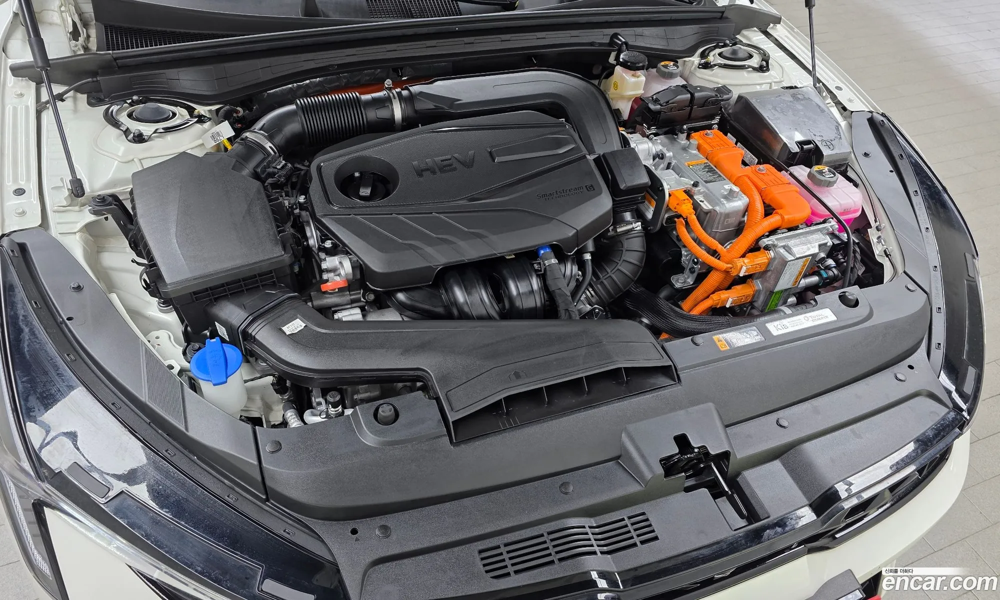Kia K5 Hybrid 2024 — 20