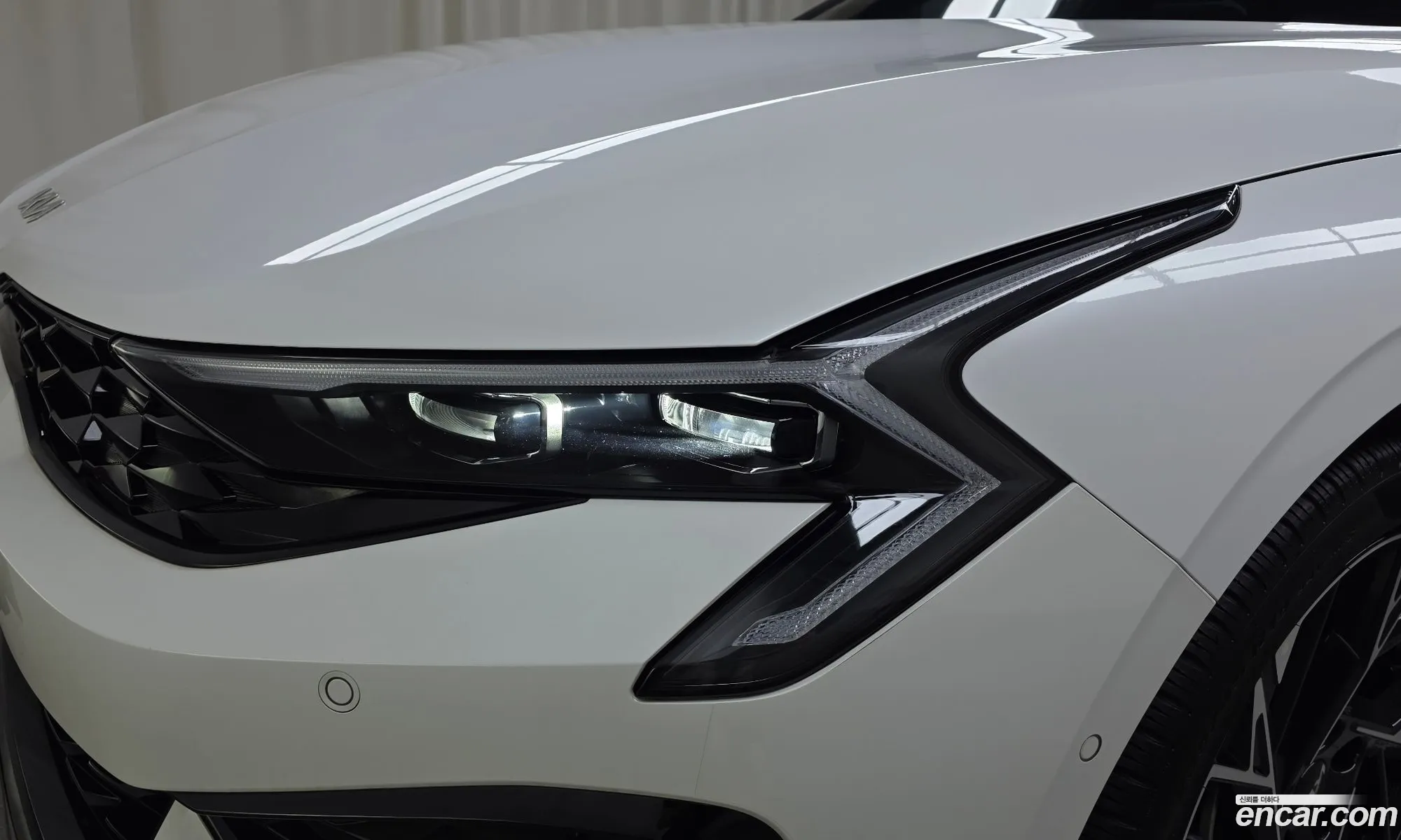 Kia K5 Hybrid 2024 — 11