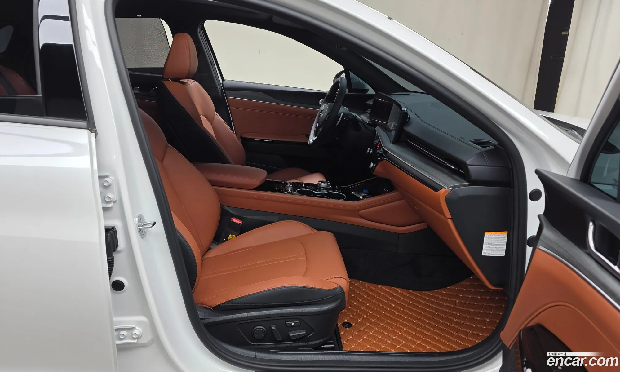 Kia K5 Hybrid 2024 — 6