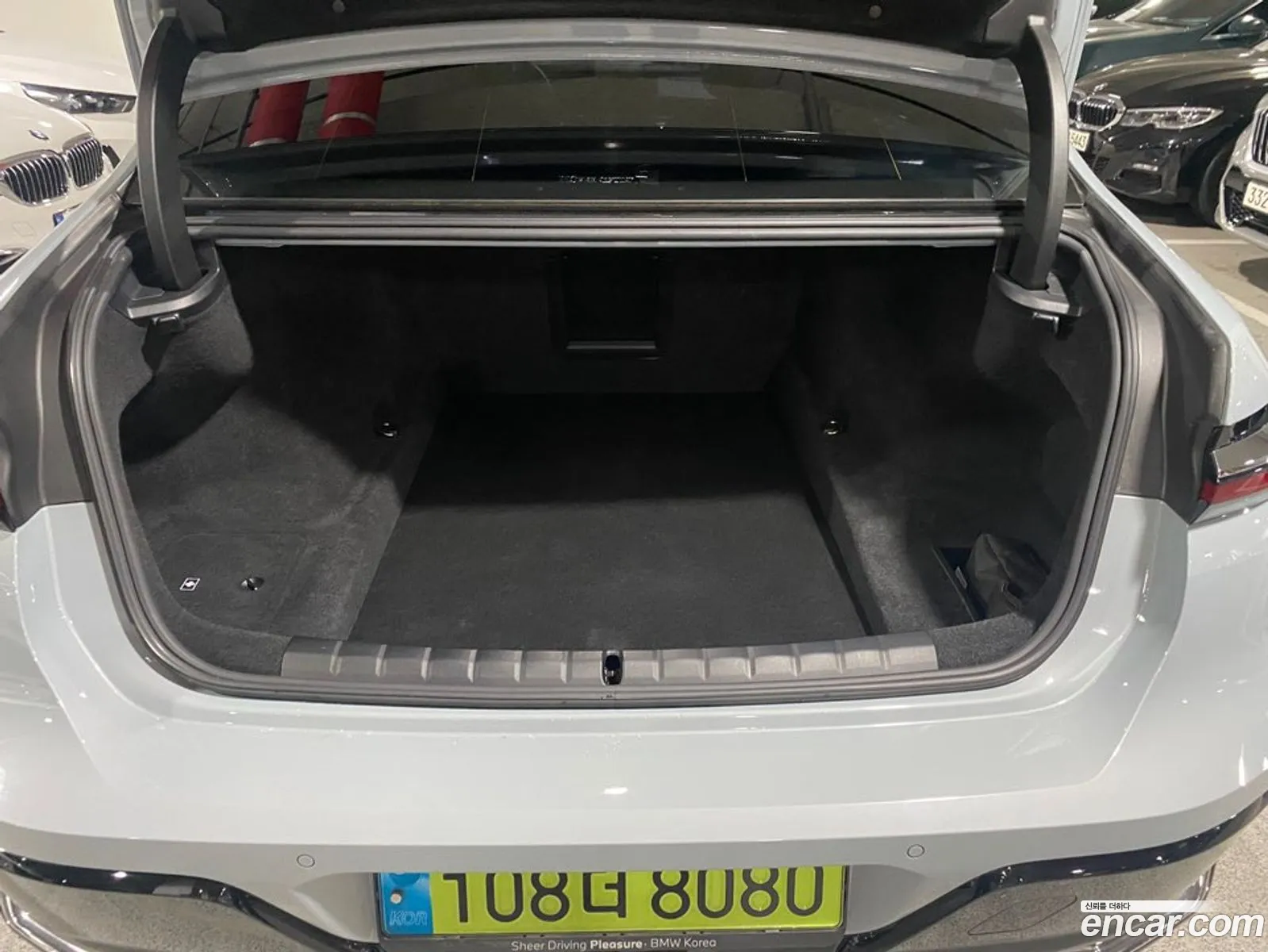 BMW 7 Series 2024 — 12