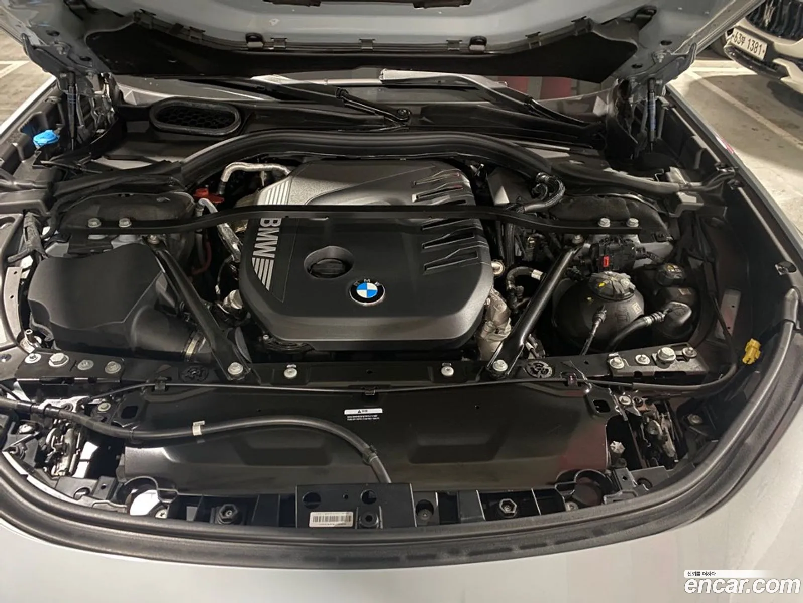 BMW 7 Series 2024 — 8