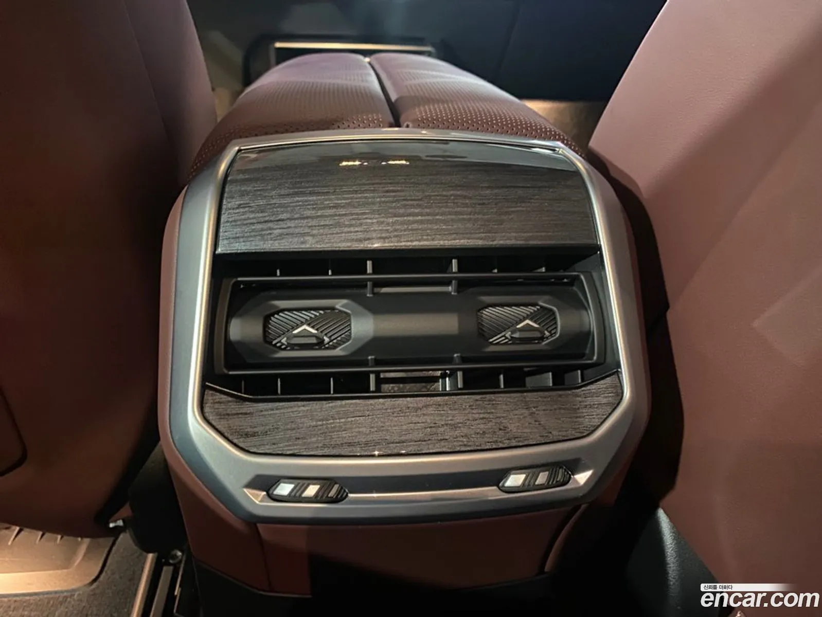BMW 7 Series 2024 — 11