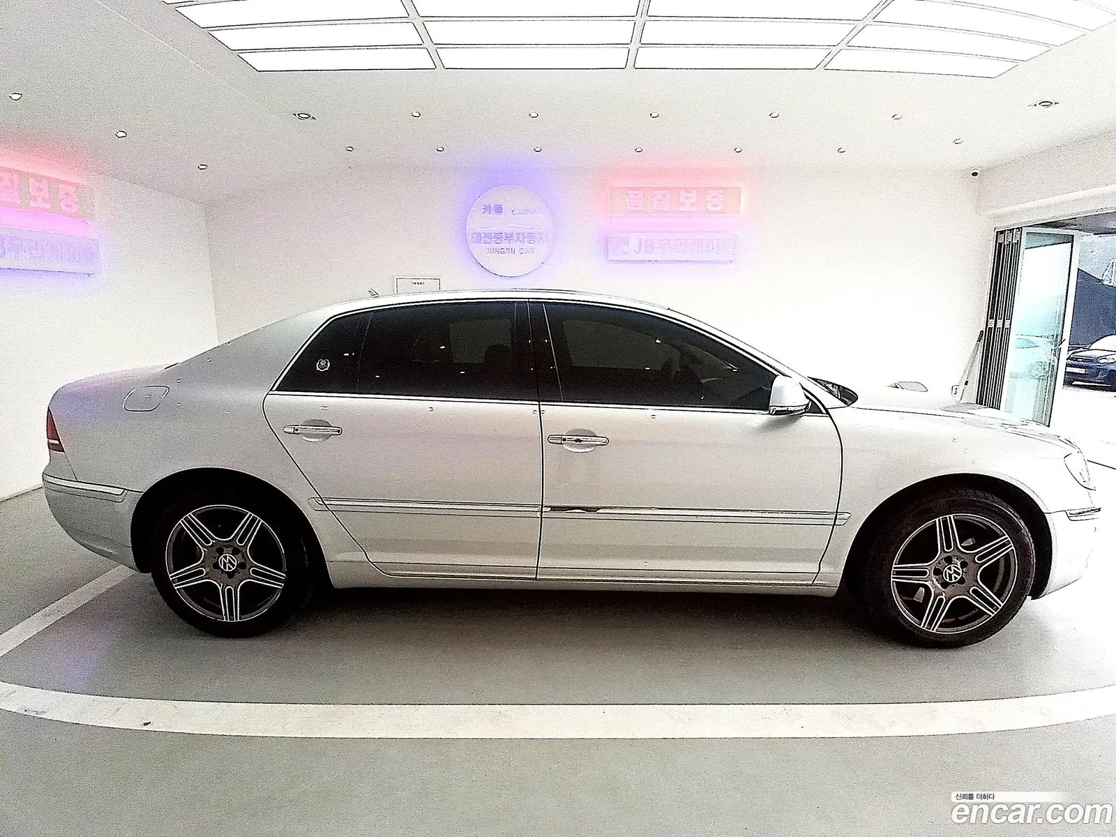 Volkswagen Phaeton 2010 — 7