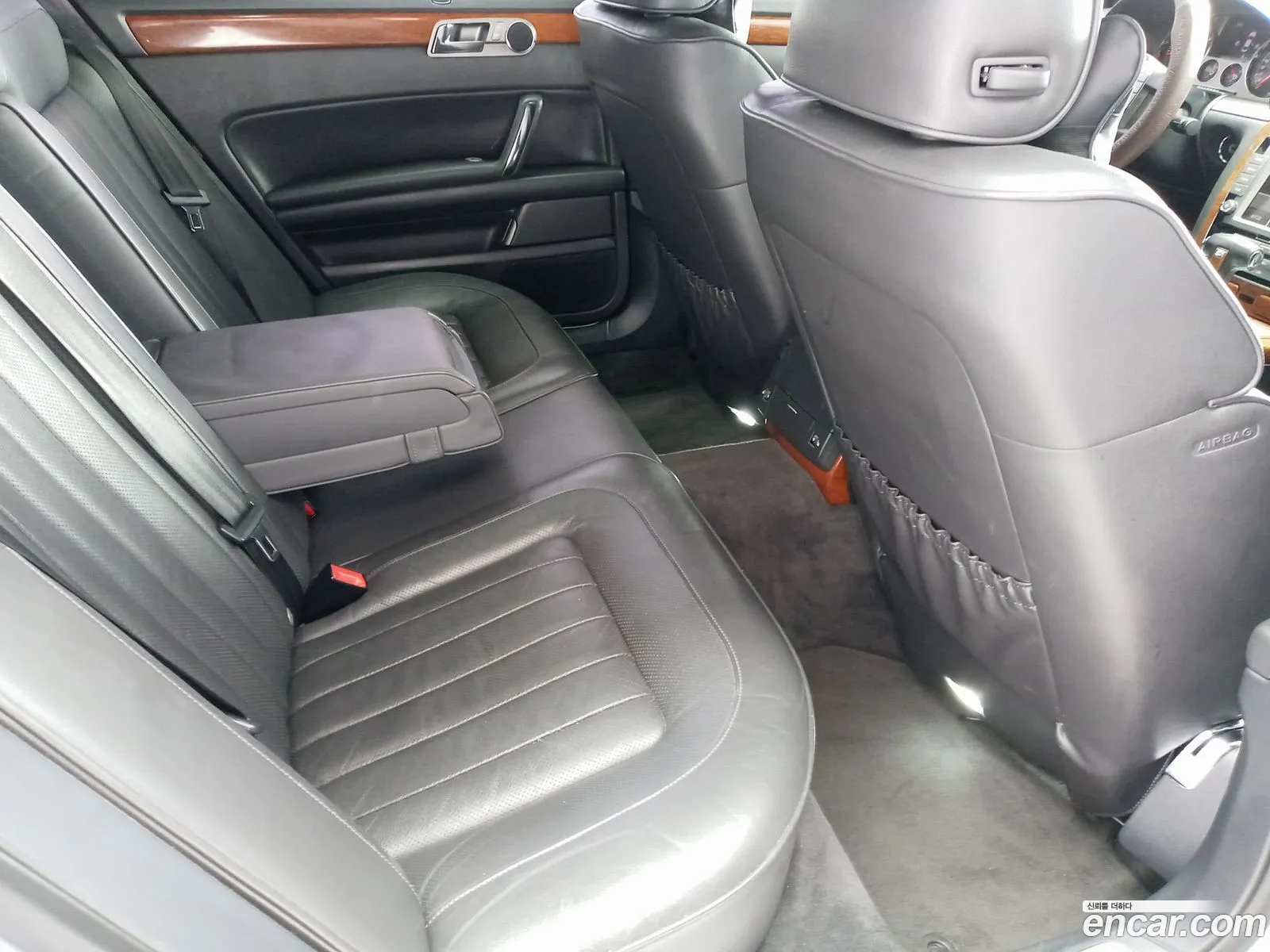 Volkswagen Phaeton 2010 — 15
