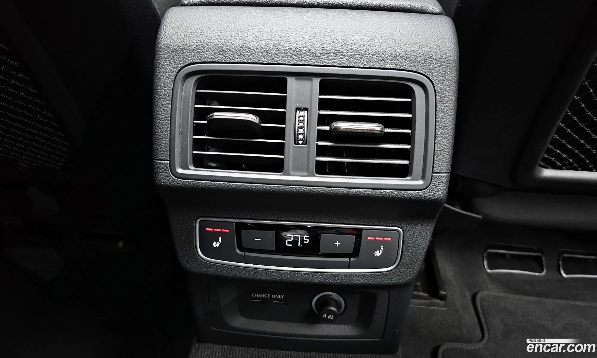 Audi Q5 2023 WAUZZZFY0P2117443 — 28