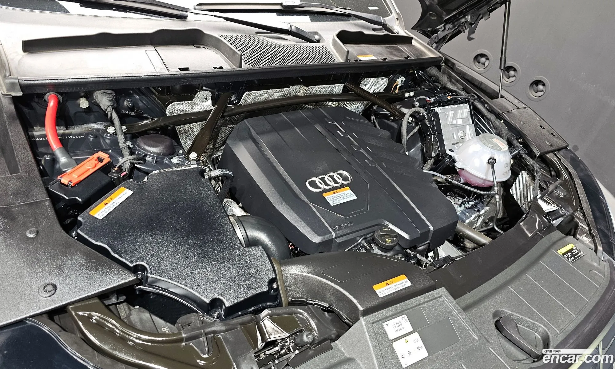 Audi Q5 2023 WAUZZZFY0P2117443 — 2