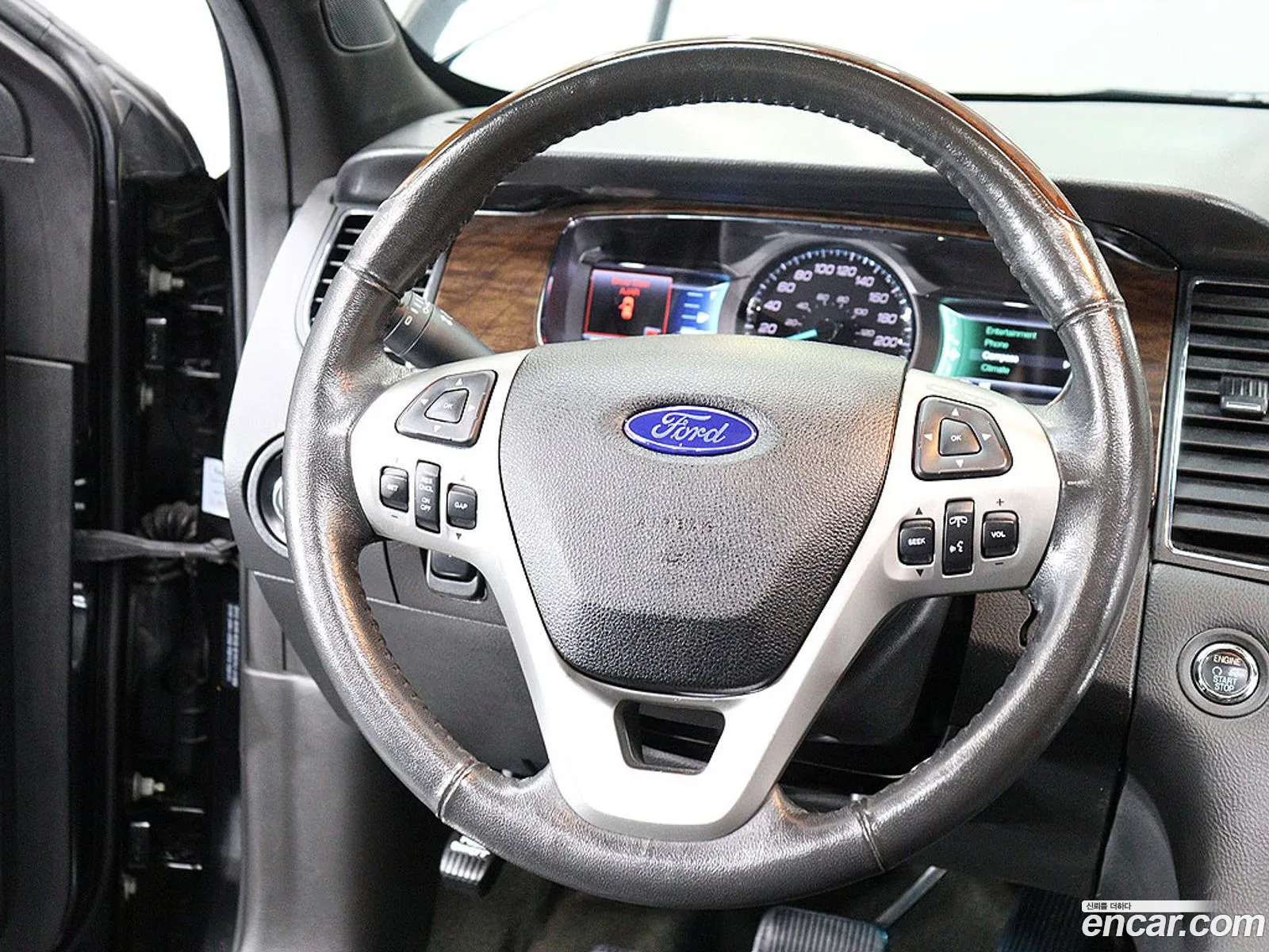 Ford Taurus 2013 — 13
