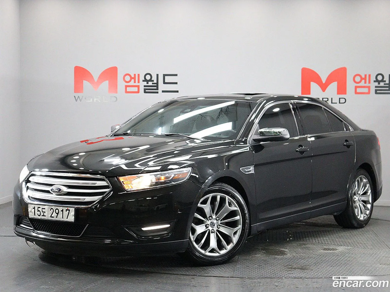 Ford Taurus 2013 — 18
