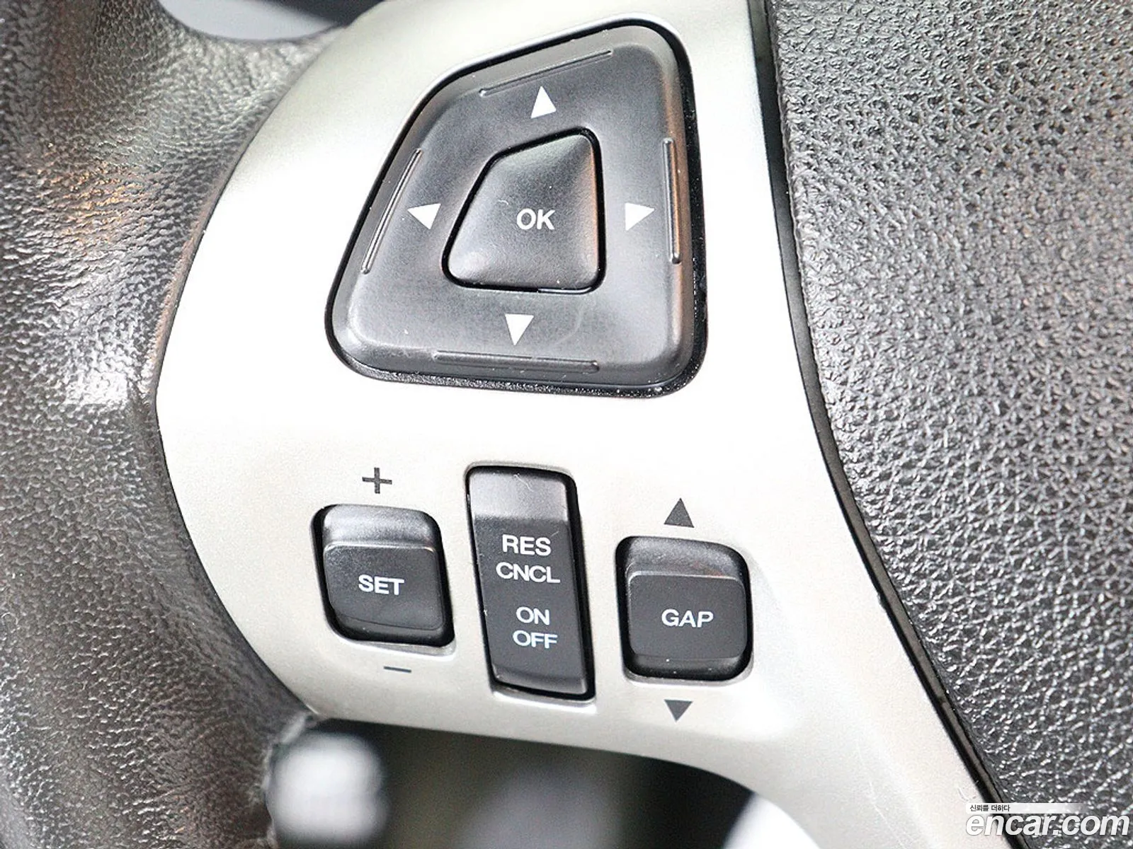 Ford Taurus 2013 — 14