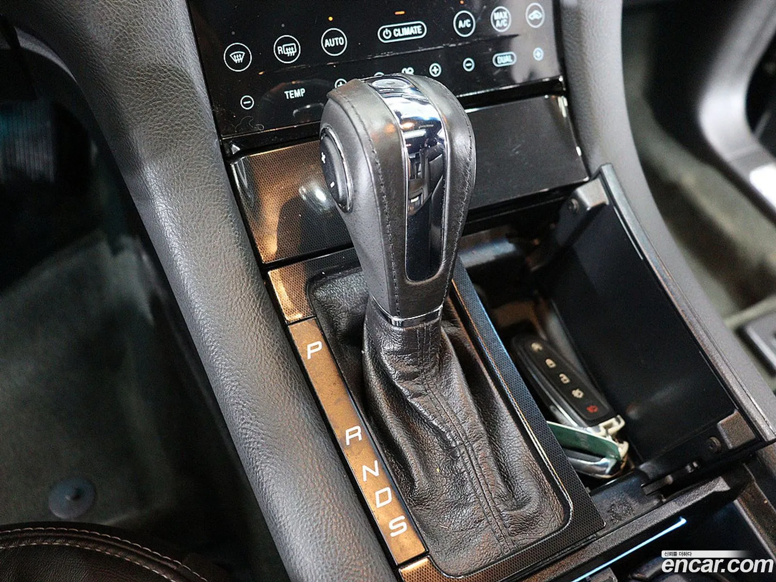 Ford Taurus 2013 — 16