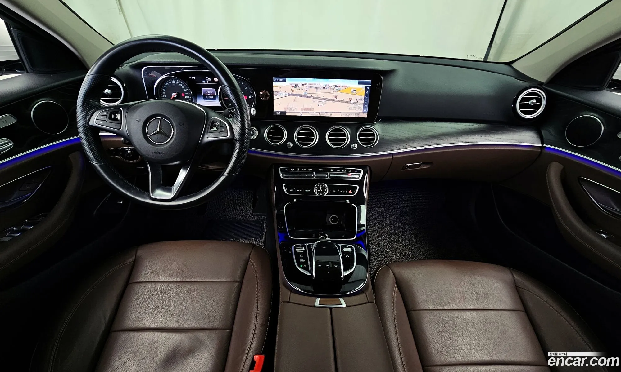 Mercedes-Benz E-Class W213 2016 WDDZF0EB4HA030825 — 9