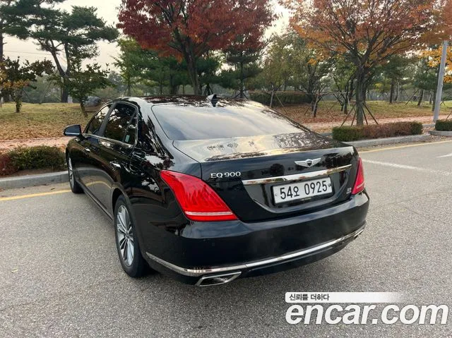 Genesis EQ900 2016 — 2