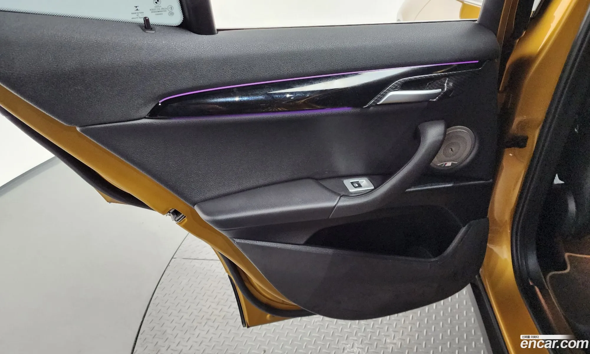 BMW X2 2020 WBA11DF08L5P23809 — 30
