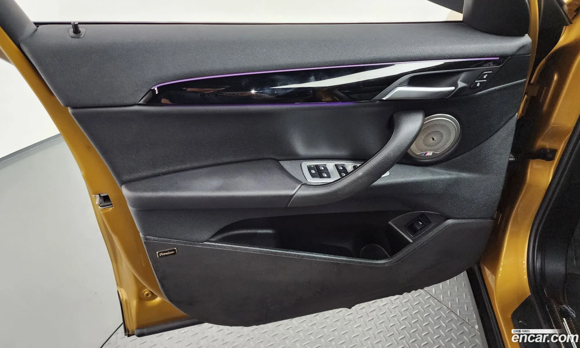 BMW X2 2020 WBA11DF08L5P23809 — 2