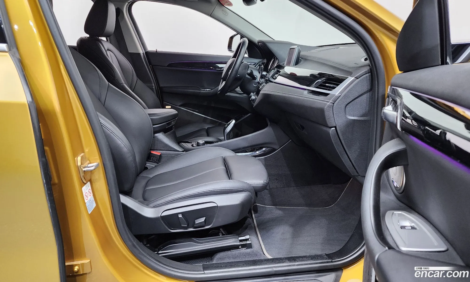 BMW X2 2020 WBA11DF08L5P23809 — 8