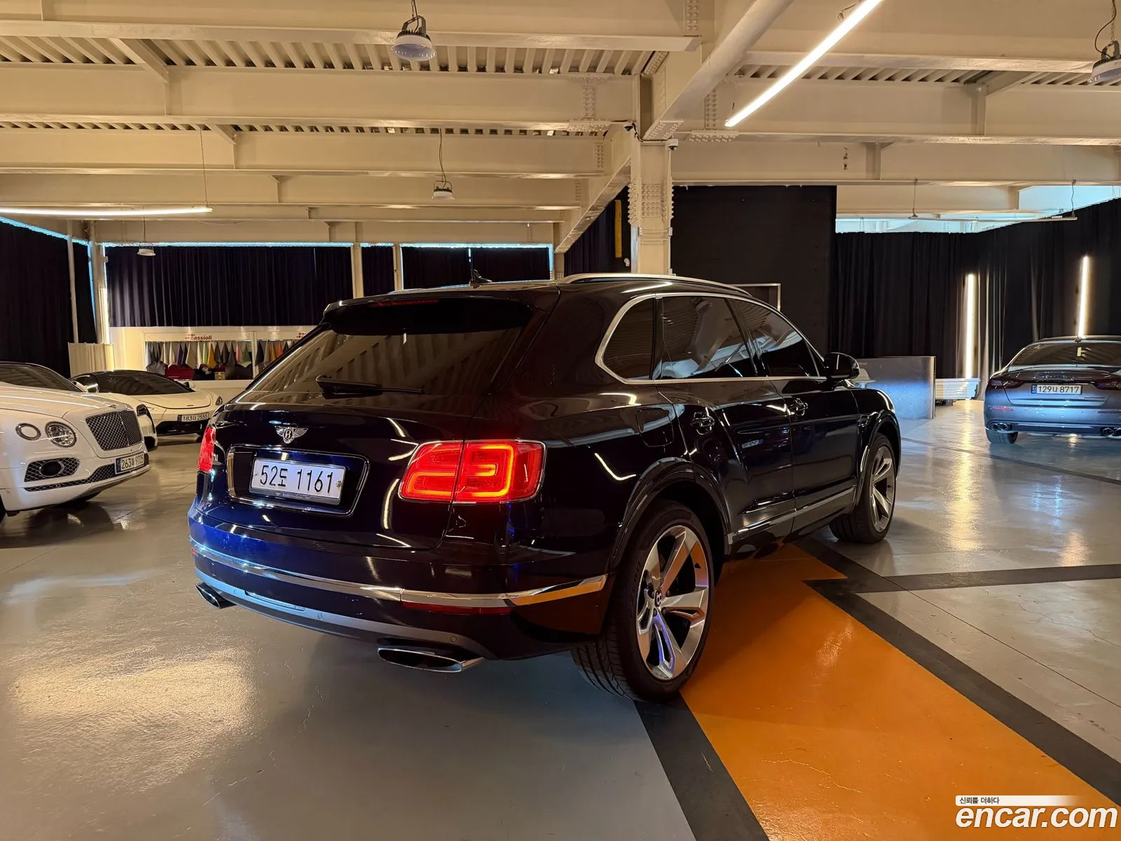 Bentley Bentayga 2018 — 14