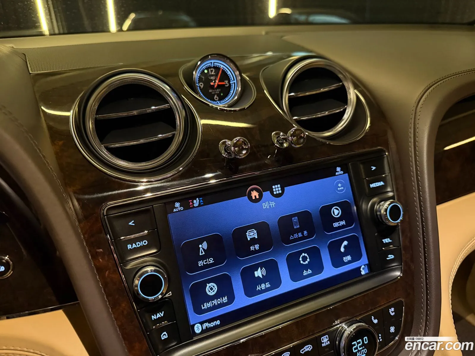 Bentley Bentayga 2018 — 9