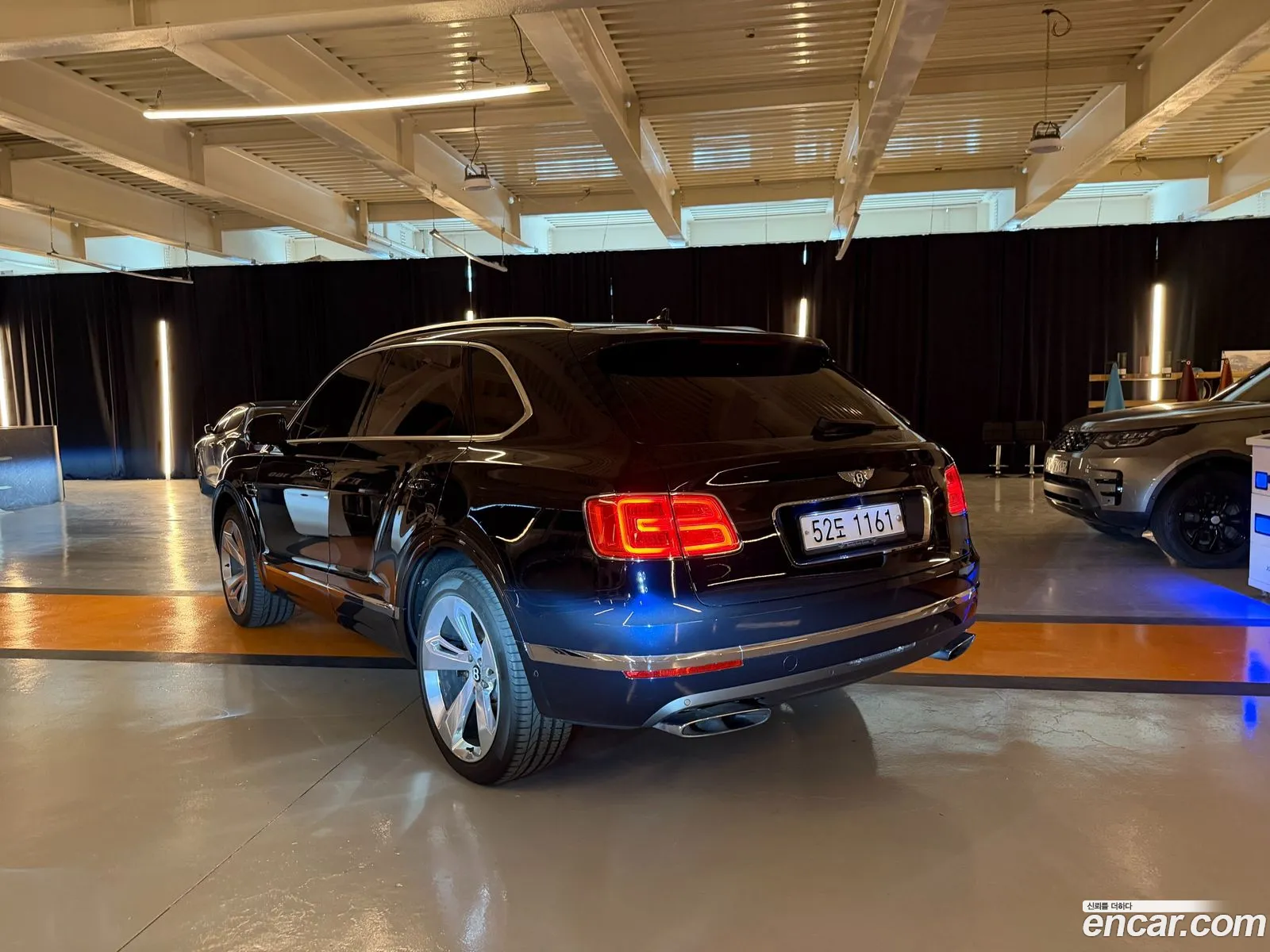 Bentley Bentayga 2018 — 11