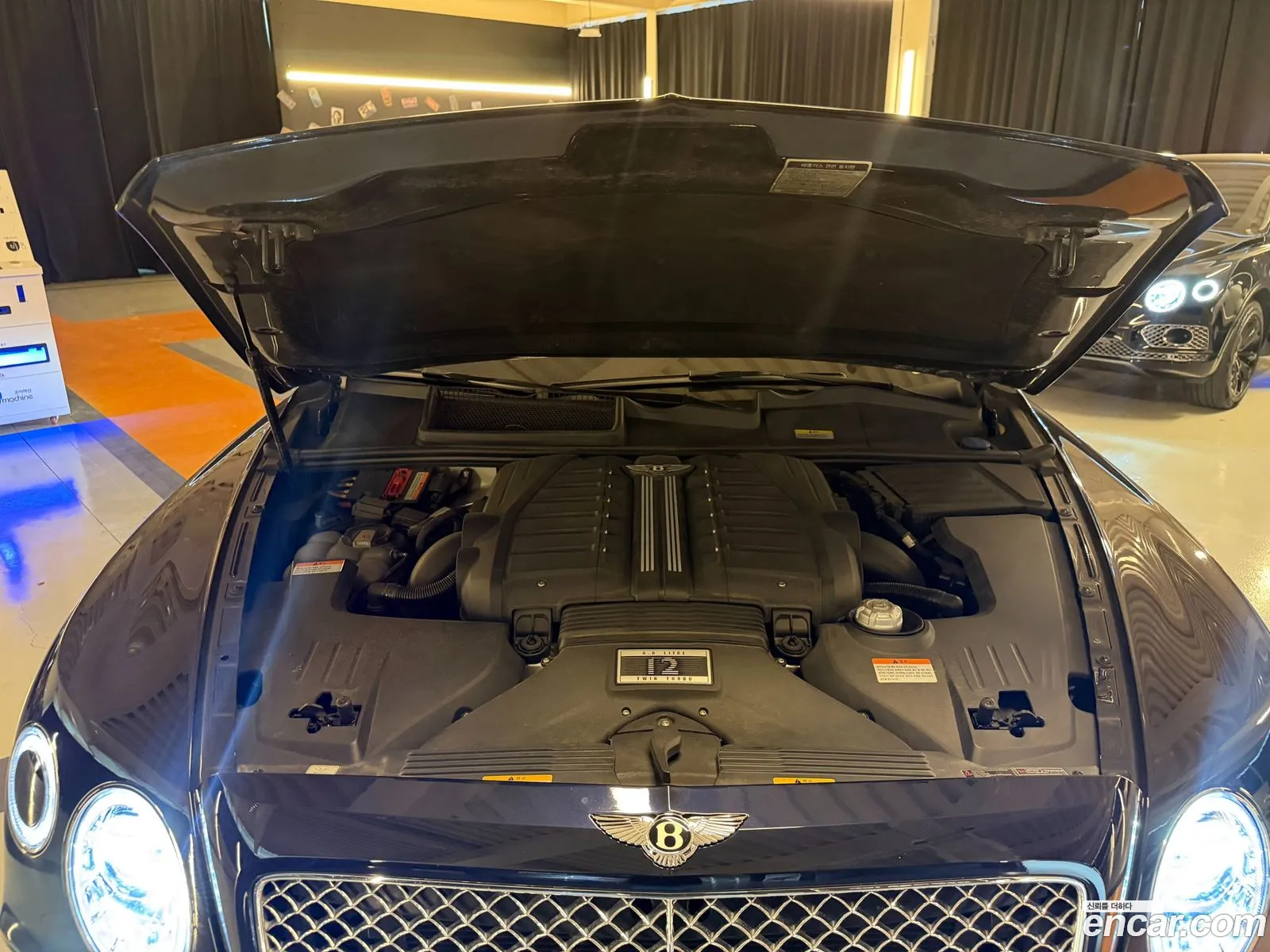 Bentley Bentayga 2018 — 12
