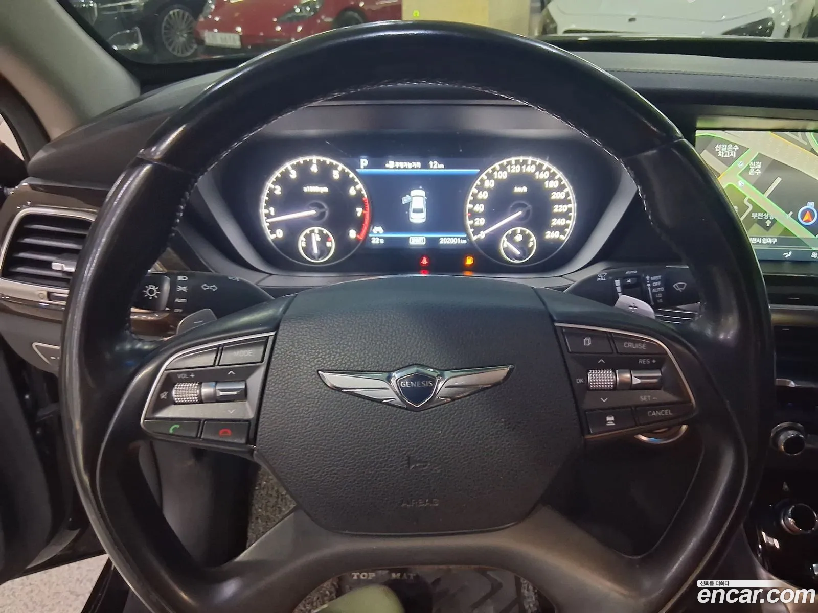 Genesis EQ900 2016 — 14