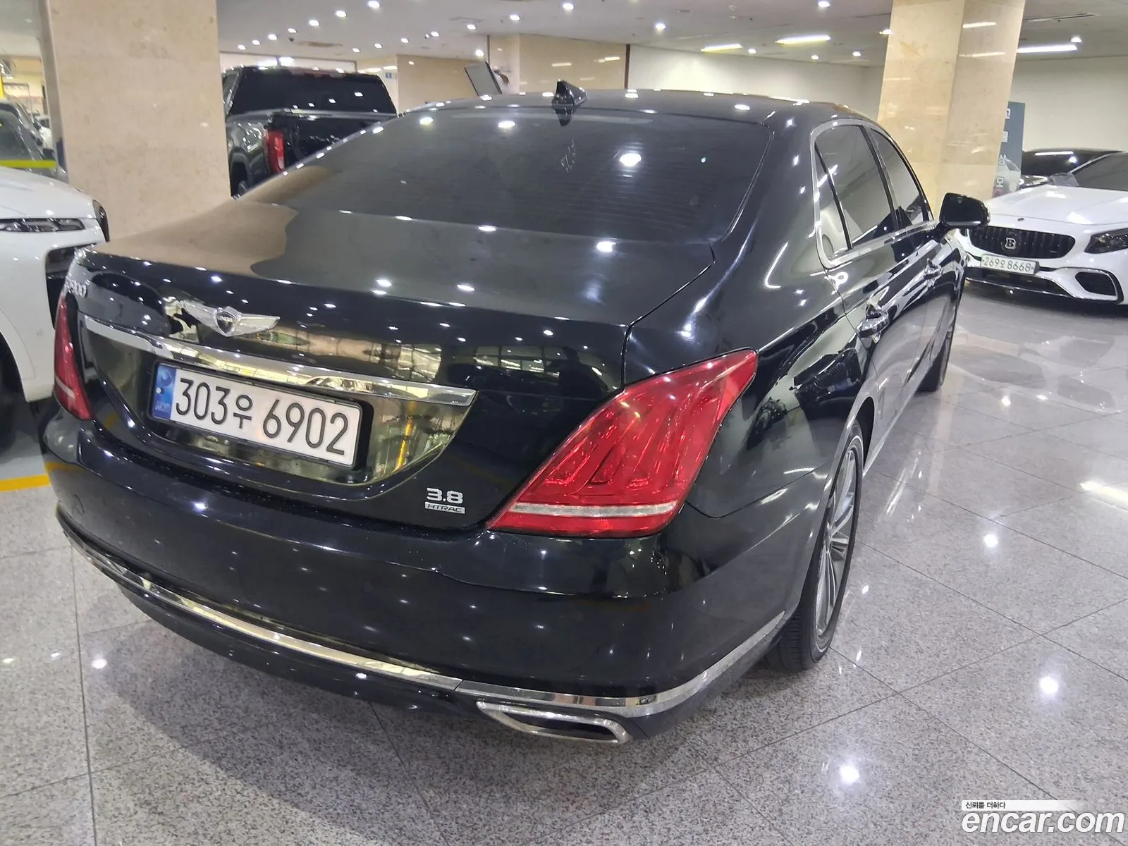 Genesis EQ900 2016 — 2