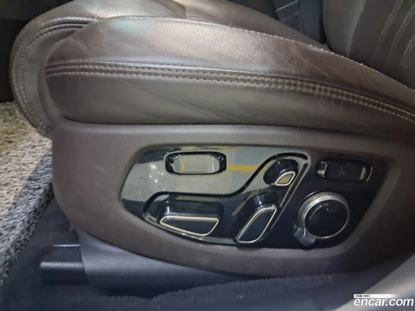 Genesis EQ900 2016 — 5